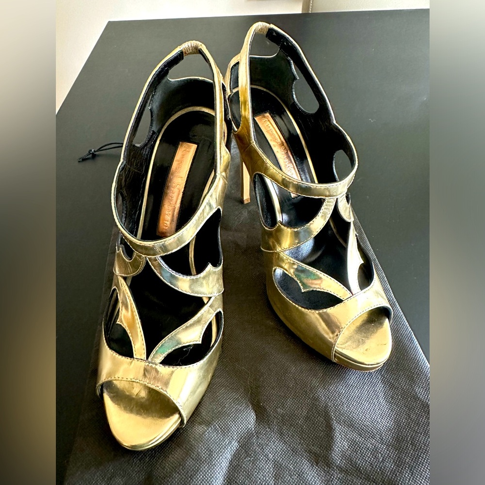 Sexy & Gorgeous Italian High Heels in Soft Gold